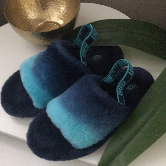 Ugh Fluff Yeah Slide Ombre Blue NWOT - Picture 2 of 5